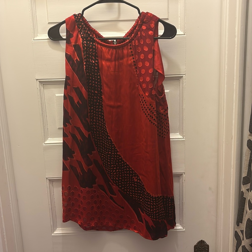 CAbi sleeveless silk blend mixed print tunic